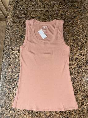 24/7 by Maurices Ribbed Tank Top Size Medium